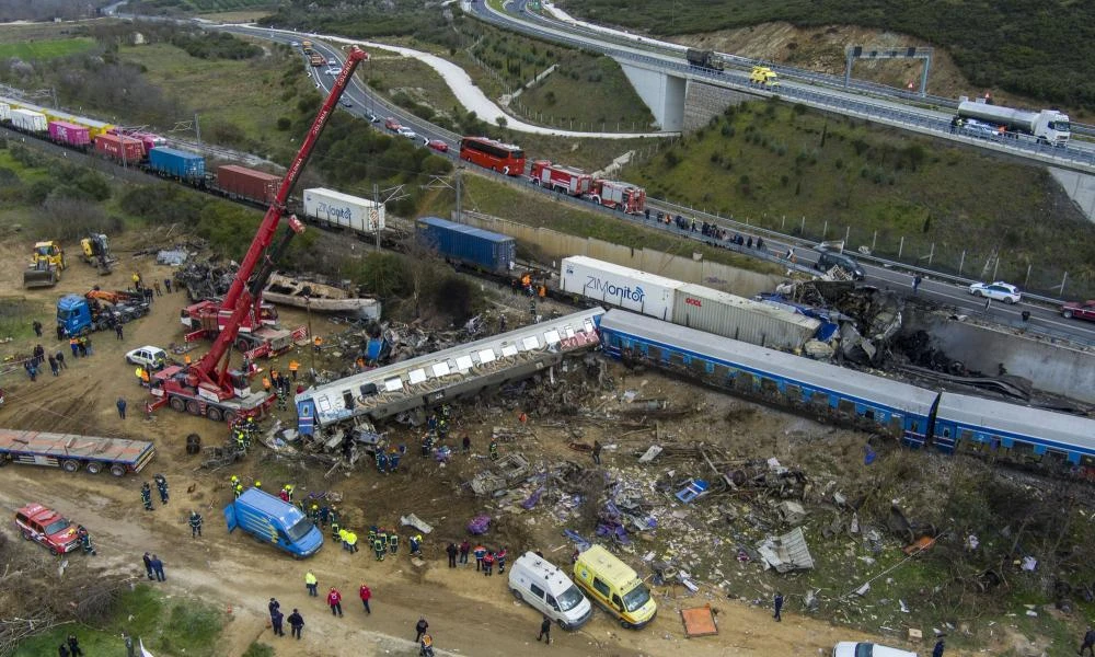 Πώς έγινε η φονική έκρηξη στα Τέμπη - Τι αποκλείουν και τι πιθανολογούν οι εμπειρογνώμονες